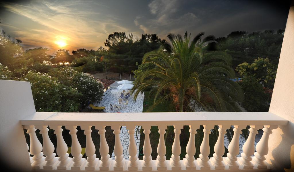 Hotel Proteas Ormos Prinou  Ngoại thất bức ảnh