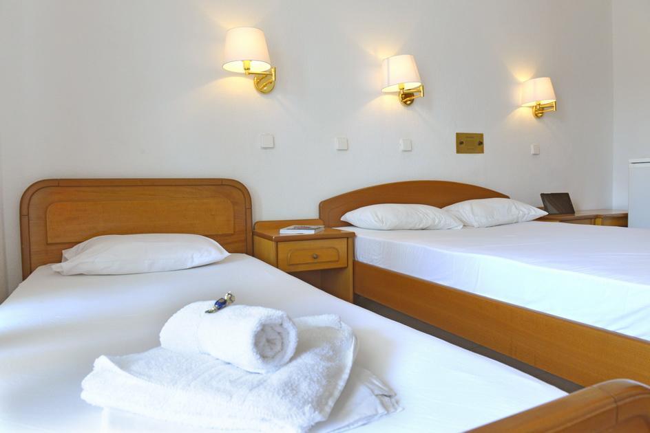 Hotel Proteas Ormos Prinou  Ngoại thất bức ảnh